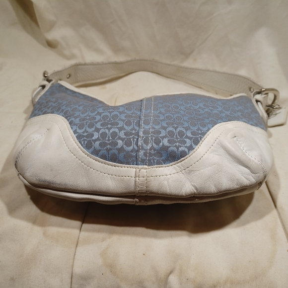 Coach mini hobo - Picture 6 of 10